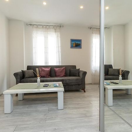 Alpha Loft 1Br Apartment In Center زادار المظهر الخارجي الصورة